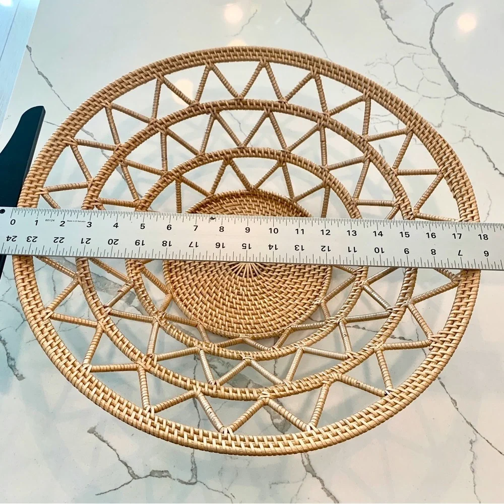 18” Crate & Barrel Crete Large Woven Rattan Basket Fruit Decor